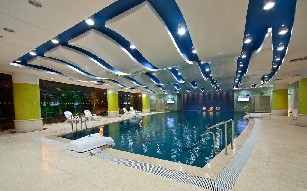 Runyang Huanlong Hotel Zhenjiang  Zewnętrze zdjęcie
