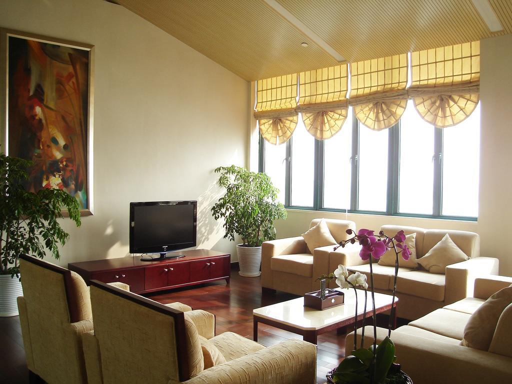 Runyang Huanlong Hotel Zhenjiang  Zewnętrze zdjęcie